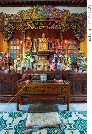 Traditional Buddhist altar at Phap Bao Pagoda in Hoi An, Vietnam Traditional Buddhist altar at Phap Bao Pagoda in Hoi An, Vietnam 141765225