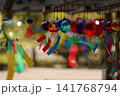 風に揺れる風鈴 141768794