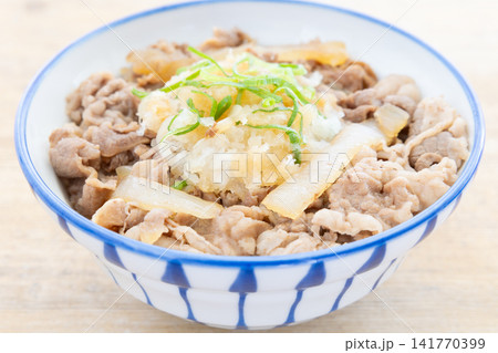 美味しい大根おろし牛丼 美味しい大根おろし牛丼 141770399