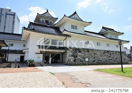 富山市郷土博物館の入り口(富山城) 富山市郷土博物館の入り口(富山城) 141770796