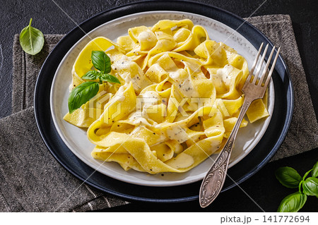Pappardelle Alfredo Pasta with Cream Cheese Sauce 141772694
