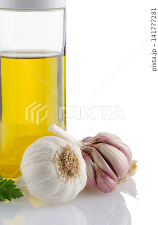 Garlic and olive oil 141777281