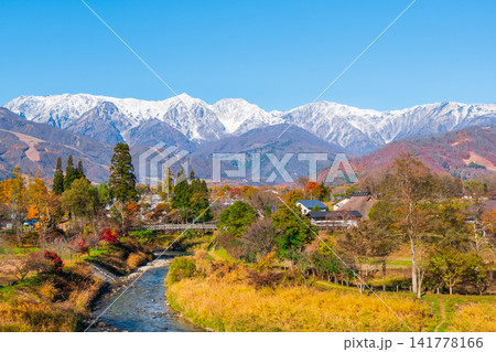 白馬村・大出公園から望む白馬三山（秋） 141778166