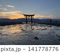 厳島神社に沈む夕日（宮島, 広島） 141778776