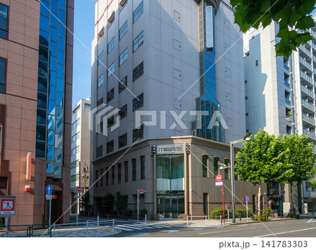 東証6419［株式会社マースグループホールディングス］本社社屋　：　東京都新宿区新宿一丁目 141783303