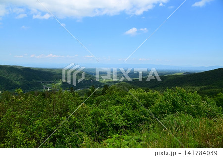 奥州湖眺望台からの風景（胆沢ダム） 141784039