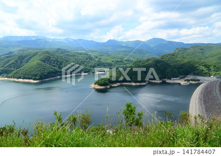 奥州湖眺望台（胆沢ダム）からの風景 141784407