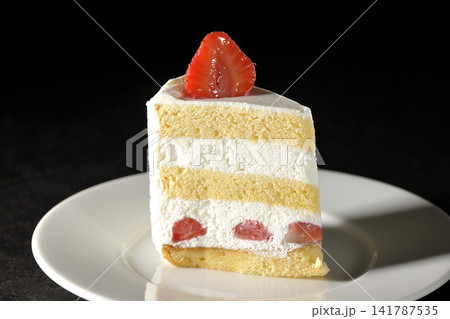 苺のショートケーキ 141787535