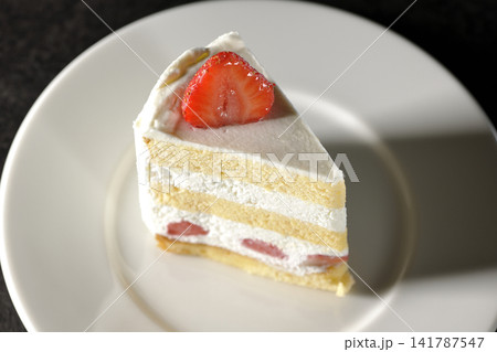 苺のショートケーキ 141787547