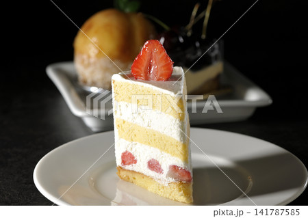 苺のショートケーキ 苺のショートケーキ 141787585