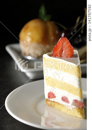 苺のショートケーキ 苺のショートケーキ 141787592