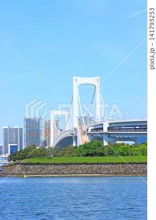 東京都港区、レインボーブリッジの風景 東京都港区、レインボーブリッジの風景 141793253