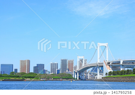 東京都港区、レインボーブリッジの風景 東京都港区、レインボーブリッジの風景 141793258