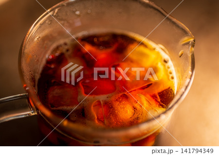 アイスコーヒー ガラスコップ ガラスのコップ 141794349