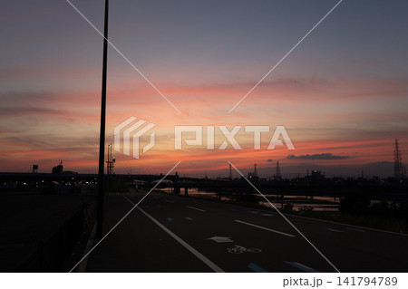 夕焼け 夕焼け 141794789