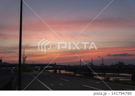 夕焼け 141794790