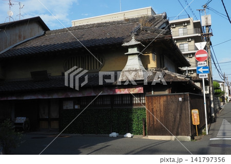 旧家のある風景 旧家のある風景 141797356