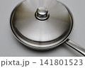 ステンレスフライパンと蓋1 141801523