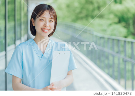 若い女性看護師 若い女性看護師 141820478