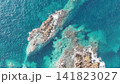 積丹ブルーの海と神威岬を上空から望むドローン空撮（北海道積丹町） 141823027