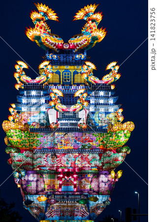 秋田県能代市の伝統祭り 能代七夕天空の不夜城 秋田県能代市の伝統祭り 能代七夕天空の不夜城 141823756