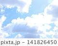 空　4　青空に浮かぶ白い雲 141826450
