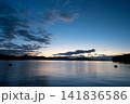 広島県尾道市　日の出前のブルーアワーと島々のシルエット 141836586