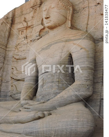 ポロンナルワのガル・ヴィハーラ(Gal Vihara)の坐像 ポロンナルワのガル・ヴィハーラ(Gal Vihara)の坐像 141838477