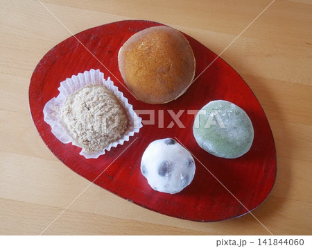 和菓子(上から撮影) 141844060