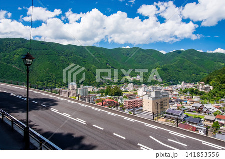 夏の下呂温泉街《岐阜県 下呂市》 141853556