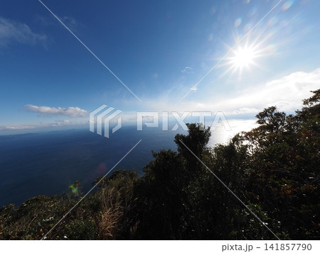 1月上旬の開聞岳(鹿児島県指宿市) 1月上旬の開聞岳(鹿児島県指宿市) 141857790