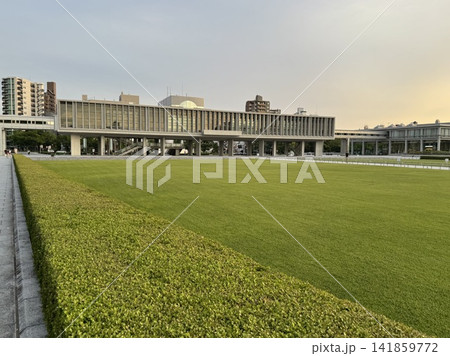 広島平和記念資料館 141859772