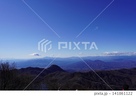 11月中旬の赤城山（群馬県前橋市） 141861122