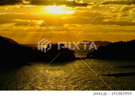 1月の夕日岬の夕暮れ 1月の夕日岬の夕暮れ 141862954