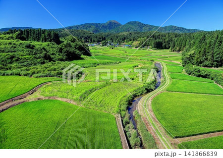 男鹿半島北浦安全寺地区の棚田 男鹿半島北浦安全寺地区の棚田 141866839