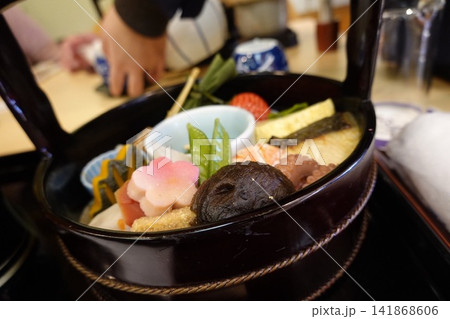 日本料理 141868606