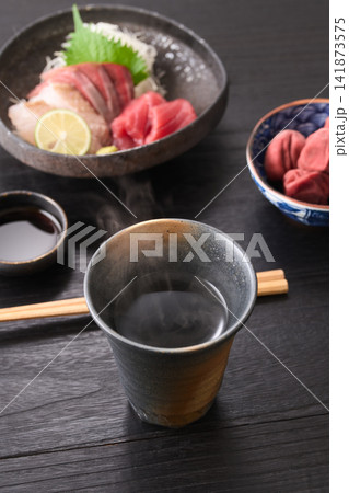 焼酎のお湯割り 焼酎のお湯割り 141873575