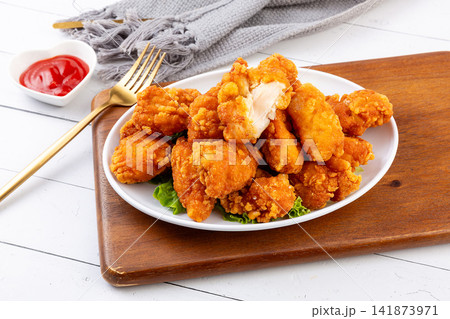 golden Crispy Fried Chicken Nuggets Crunchy Deep Fried Poultry Breast Pieces Fast Food Snack 141873971