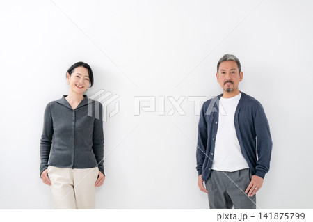カップル 夫婦 カップル 夫婦 141875799