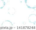白背景の水泡と水滴のシンプルな背景素材 141878248