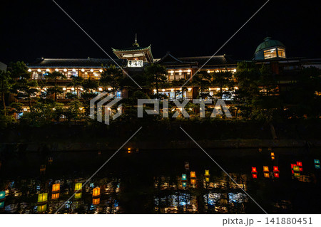 東海館 「松川灯ろう流し」【静岡県伊東市】 伊豆の景色 東海館 「松川灯ろう流し」【静岡県伊東市】 伊豆の景色 141880451