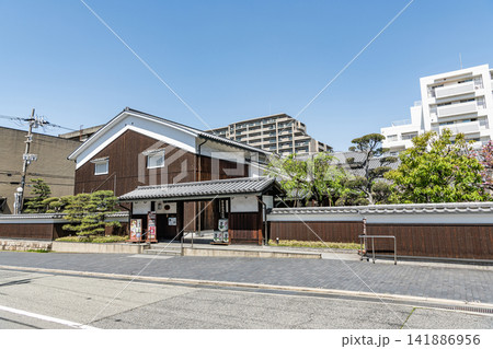 兵庫県神戸市東灘区　菊正宗酒造記念館 141886956