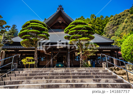国宝 瑠璃光寺【山口県山口市】 国宝 瑠璃光寺【山口県山口市】 141887757