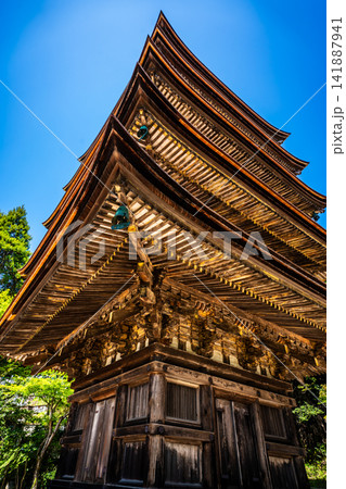国宝 瑠璃光寺 五重塔【山口県山口市】 国宝 瑠璃光寺 五重塔【山口県山口市】 141887941