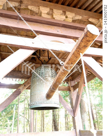 神社にある鐘楼(宮城県 那智熊野神社) 神社にある鐘楼(宮城県 那智熊野神社) 141900782