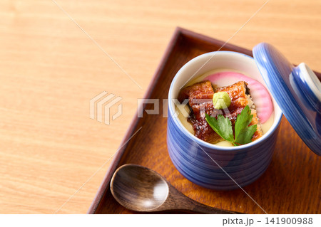鰻の茶碗蒸し 141900988