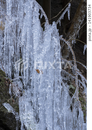 氷柱 141903734