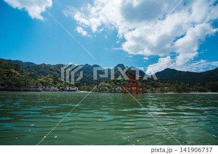 広島の厳島神社の風景 広島の厳島神社の風景 141906737