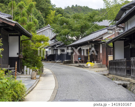京都　嵯峨鳥居本伝統的建造物群保存地区の風景 141910167