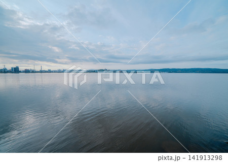 島根県の宍道湖の朝 島根県の宍道湖の朝 141913298